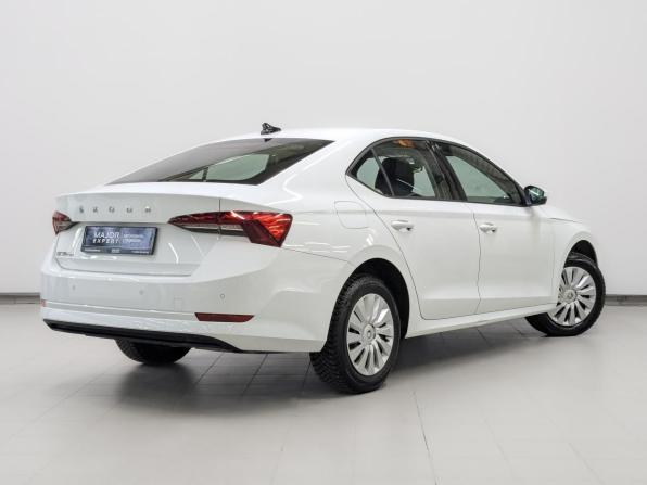 Skoda Octavia IV (A8) с пробегом 2021 года, цена 2 315 000 рублей, 81965 км, лифтбек, Автокод Объявления