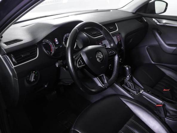 Skoda Octavia III (A7) Рестайлинг с пробегом 2017 года, цена 1 690 000 рублей, 164793 км, лифтбек, Автокод Объявления