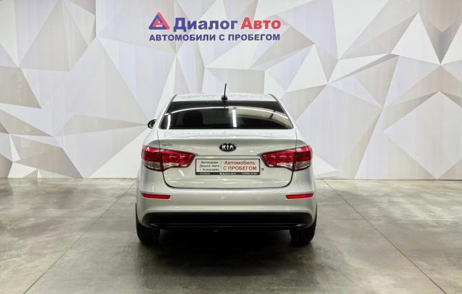 Kia Rio III Рестайлинг с пробегом 2017 года, цена 1 174 000 рублей, 118585 км, седан, Автокод Объявления