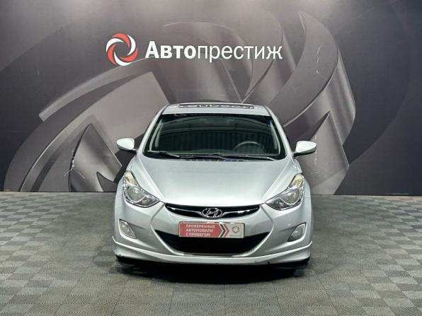 Hyundai Avante V с пробегом 2012 года, цена 830 000 рублей, 236000 км, седан, Автокод Объявления