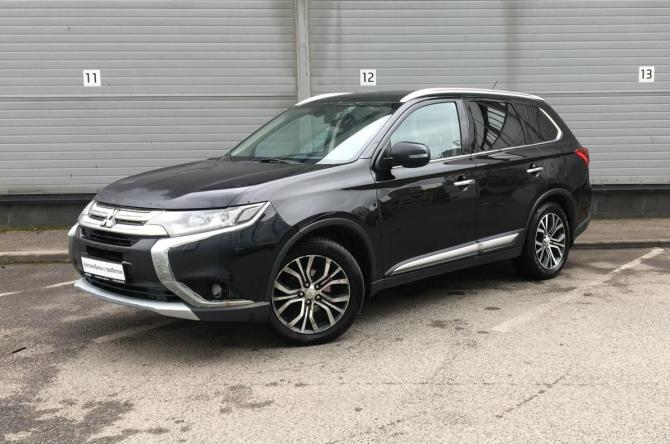 Mitsubishi Outlander III Рестайлинг 2 с пробегом 2015 года, цена 1 399 000 рублей, 390467 км, внедорожник, Автокод Объявления