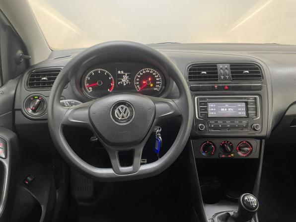 Volkswagen Polo V Рестайлинг с пробегом 2020 года, цена 1 269 000 рублей, 76217 км, седан, Автокод Объявления