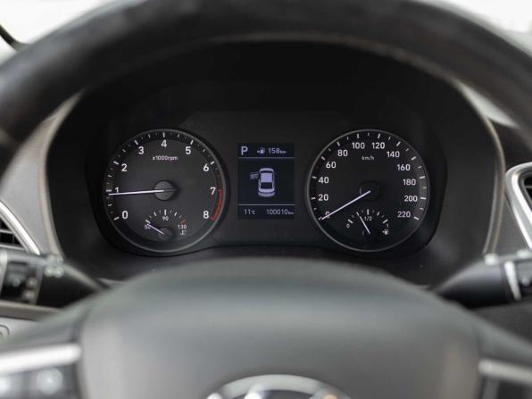 Hyundai Solaris II с пробегом 2017 года, цена 1 280 000 рублей, 100009 км, седан, Автокод Объявления