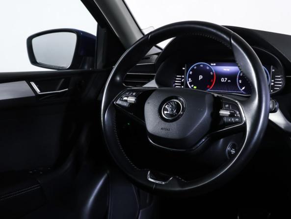 Skoda Rapid II с пробегом 2021 года, цена 1 699 000 рублей, 134408 км, лифтбек, Автокод Объявления