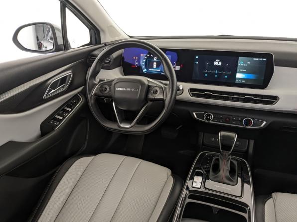 BAIC U5 Plus с пробегом 2023 года, цена 740 000 рублей, 171060 км, седан, Автокод Объявления