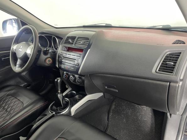 Mitsubishi ASX I с пробегом 2012 года, цена 815 000 рублей, 200085 км, внедорожник, Автокод Объявления