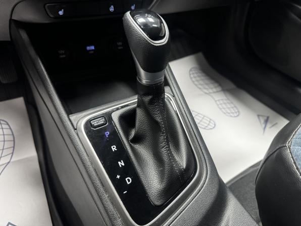 Hyundai Solaris II Рестайлинг с пробегом 2021 года, цена 1 690 000 рублей, 65502 км, седан, Автокод Объявления