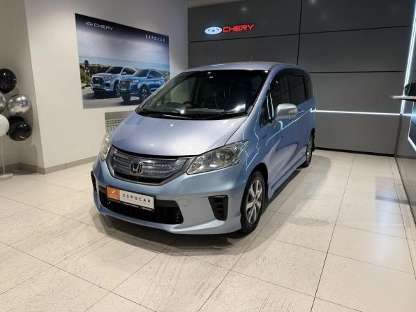 Honda Freed I Рестайлинг