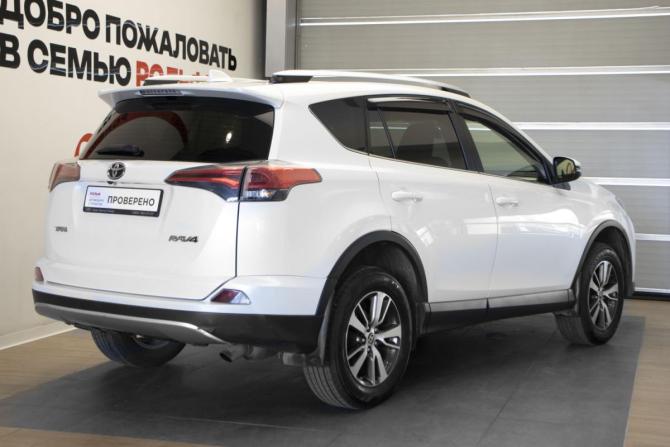 Toyota RAV4 IV (XA40) Рестайлинг с пробегом 2016 года, цена 1 975 000 рублей, 165381 км, внедорожник, Автокод Объявления
