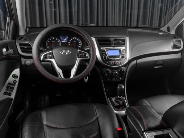 Hyundai Solaris I с пробегом 2011 года, цена 669 000 рублей, 248271 км, хэтчбек, Автокод Объявления