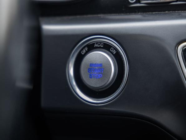 Hyundai Sonata VII (LF) Рестайлинг с пробегом 2017 года, цена 1 734 000 рублей, 124738 км, седан, Автокод Объявления