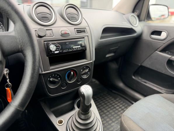 Ford Fiesta Mk5 с пробегом 2008 года, цена 520 000 рублей, 105200 км, хэтчбек, Автокод Объявления