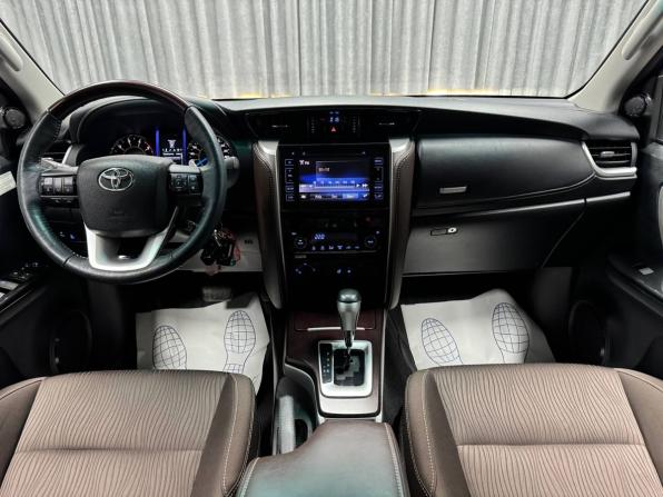 Toyota Fortuner II с пробегом 2017 года, цена 3 870 000 рублей, 65408 км, внедорожник, Автокод Объявления
