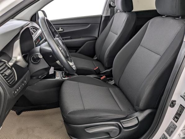 Kia Rio IV Рестайлинг с пробегом 2021 года, цена 1 755 000 рублей, 36766 км, хэтчбек, Автокод Объявления