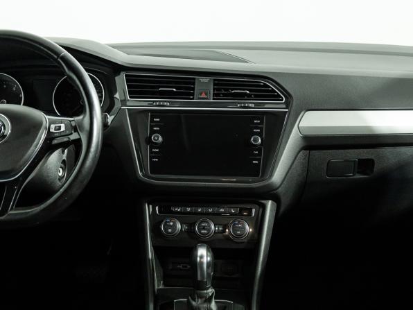 Volkswagen Tiguan II с пробегом 2019 года, цена 2 049 700 рублей, 128583 км, внедорожник, Автокод Объявления