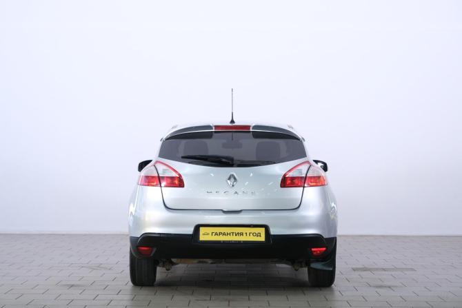 Renault Megane III с пробегом 2012 года, цена 599 000 рублей, 147000 км, хэтчбек, Автокод Объявления