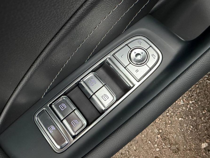 Hongqi H5 II Санкт-Петербург  - изображение 23
