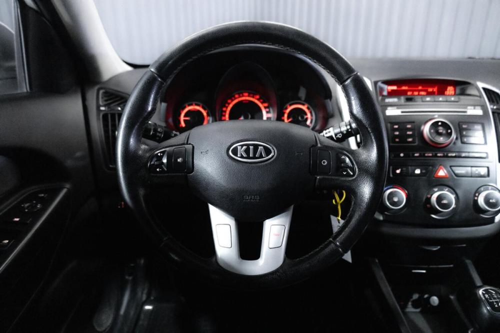Kia Ceed I Рестайлинг Тюмень  - изображение 15