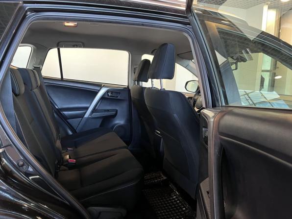 Toyota RAV4 IV (XA40) с пробегом 2015 года, цена 1 900 000 рублей, 240886 км, внедорожник, Автокод Объявления