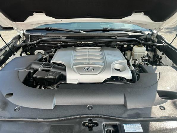 Lexus LX III Рестайлинг 2 с пробегом 2019 года, цена 10 500 000 рублей, 73202 км, внедорожник, Автокод Объявления