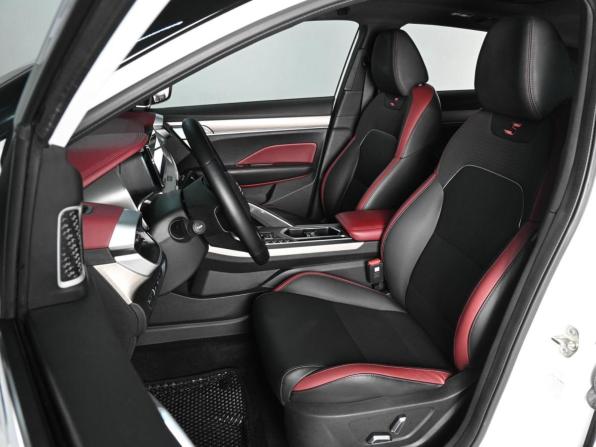 Geely Coolray I с пробегом 2023 года, цена 1 799 000 рублей, 69086 км, внедорожник, Автокод Объявления