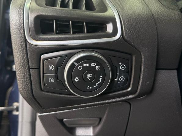 Ford Focus III с пробегом 2012 года, цена 639 000 рублей, 217828 км, хэтчбек, Автокод Объявления
