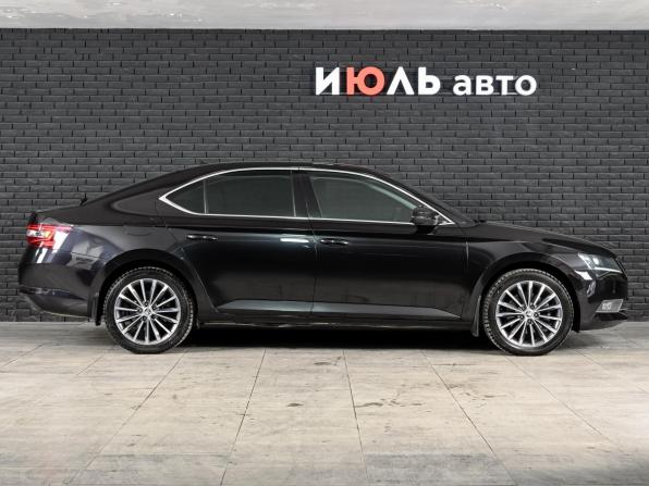 Skoda Superb III с пробегом 2017 года, цена 2 320 000 рублей, 150675 км, лифтбек, Автокод Объявления