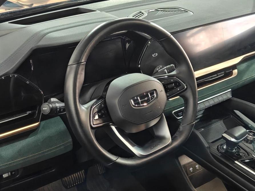 Geely Monjaro I Москва  - изображение 12