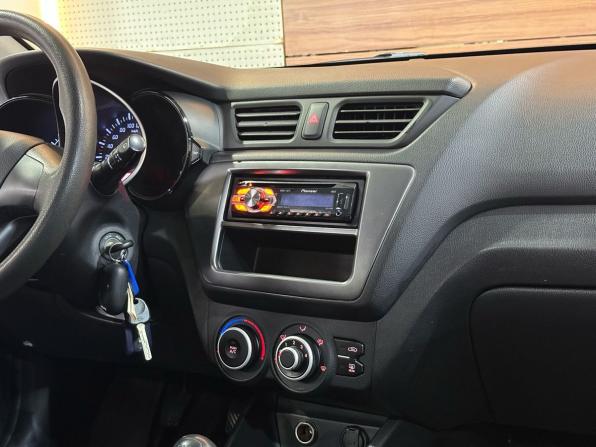 Kia Rio III с пробегом 2012 года, цена 849 500 рублей, 89923 км, седан, Автокод Объявления