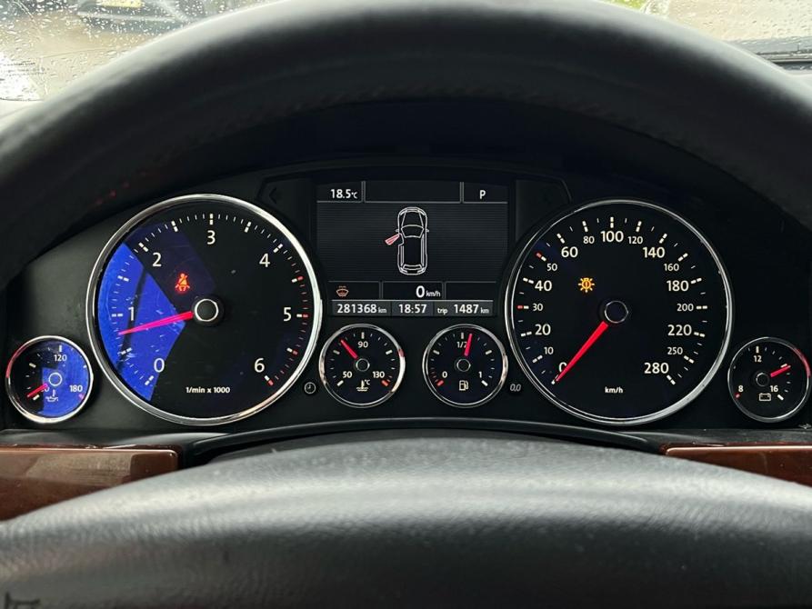 Volkswagen Touareg I Рестайлинг Калуга  - изображение 17