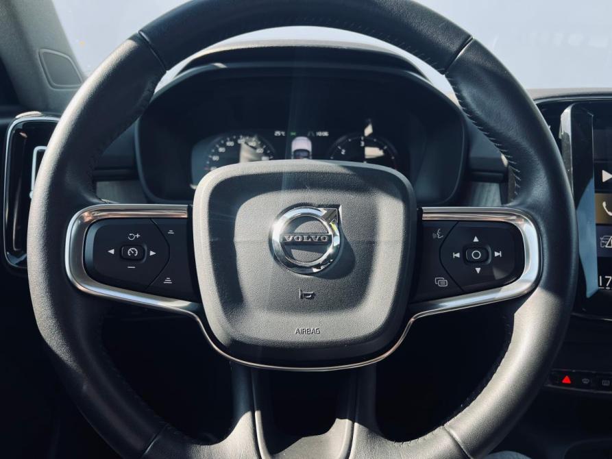 Volvo XC40 I Санкт-Петербург  - изображение 11