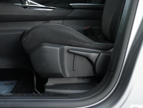Peugeot 3008 II с пробегом 2019 года, цена 1 719 000 рублей, 141802 км, внедорожник, Автокод Объявления