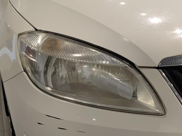 Skoda Fabia II Рестайлинг с пробегом 2011 года, цена 735 000 рублей, 153213 км, хэтчбек, Автокод Объявления