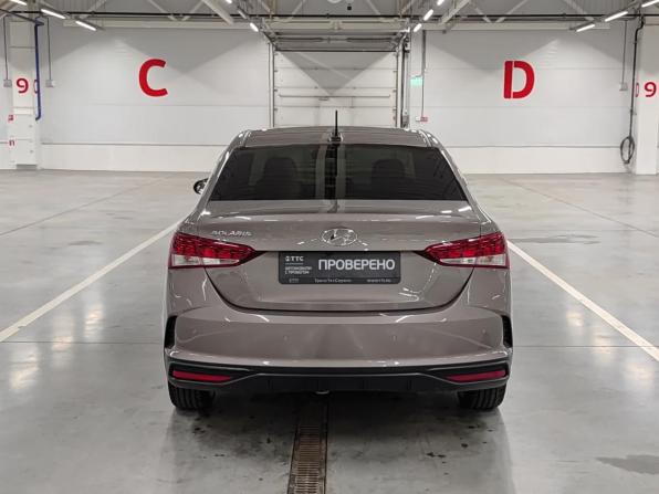 Hyundai Solaris II Рестайлинг с пробегом 2022 года, цена 1 825 000 рублей, 117231 км, седан, Автокод Объявления