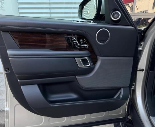 Land Rover Range Rover IV Рестайлинг с пробегом 2019 года, цена 5 750 000 рублей, 152637 км, внедорожник, Автокод Объявления