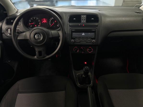 Volkswagen Polo V с пробегом 2012 года, цена 599 000 рублей, 203000 км, седан, Автокод Объявления