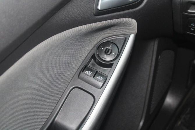Ford Focus III с пробегом 2012 года, цена 615 000 рублей, 172000 км, седан, Автокод Объявления