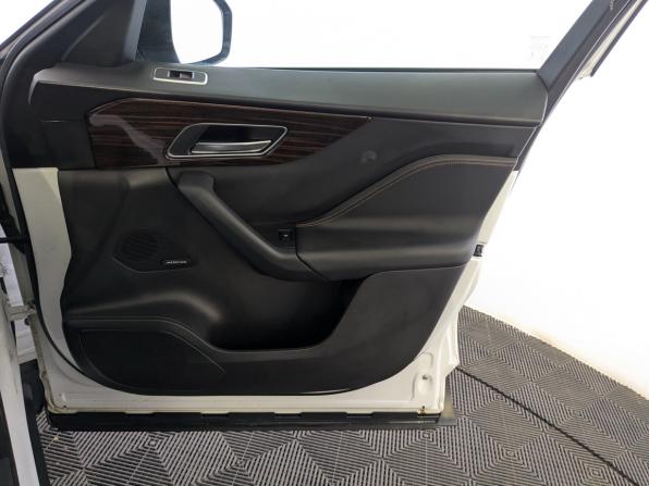 Jaguar F-Pace I с пробегом 2016 года, цена 2 295 000 рублей, 128810 км, внедорожник, Автокод Объявления