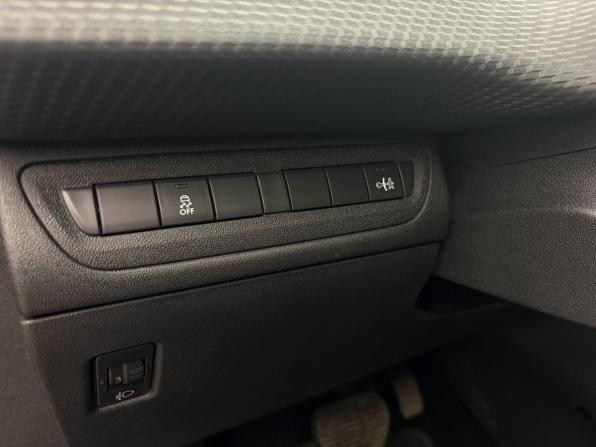 Peugeot 2008 I с пробегом 2014 года, цена 749 000 рублей, 122398 км, внедорожник, Автокод Объявления