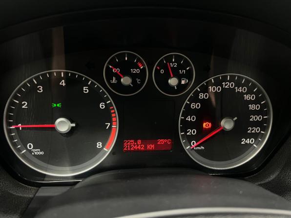 Ford Focus II с пробегом 2007 года, цена 499 000 рублей, 212000 км, седан, Автокод Объявления