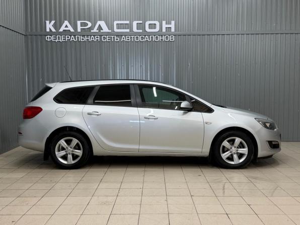 Opel Astra J Рестайлинг с пробегом 2013 года, цена 899 000 рублей, 136560 км, универсал, Автокод Объявления