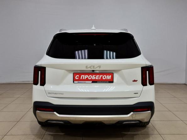Kia Sorento IV Рестайлинг с пробегом 2024 года, цена 4 700 000 рублей, 37989 км, внедорожник, Автокод Объявления