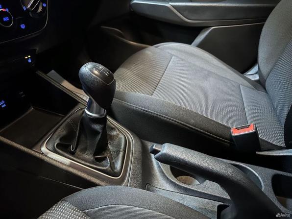 Hyundai Solaris II с пробегом 2019 года, цена 1 465 000 рублей, 82518 км, седан, Автокод Объявления
