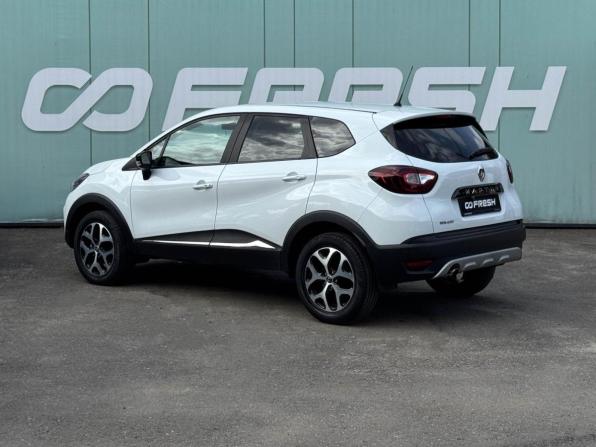 Renault Kaptur I с пробегом 2017 года, цена 1 299 000 рублей, 159791 км, внедорожник, Автокод Объявления
