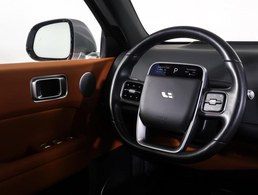 Li Auto (Lixiang) L6 Москва  - изображение 12