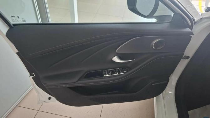 Chery Arrizo 8 с пробегом 2025 года, цена 2 318 000 рублей, 19900 км, седан, Автокод Объявления