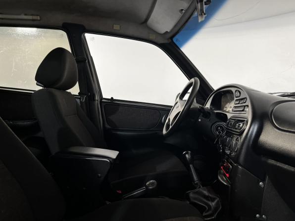 Chevrolet Niva I с пробегом 2005 года, цена 239 900 рублей, 83610 км, внедорожник, Автокод Объявления