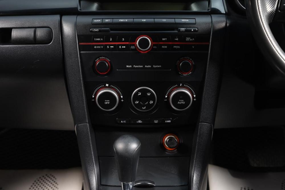 Mazda Axela I Новосибирск  - изображение 14
