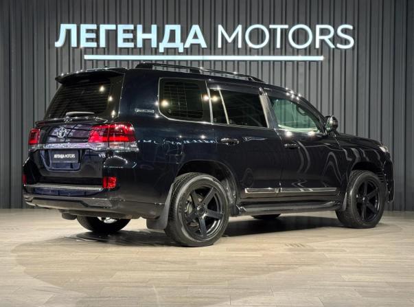 Toyota Land Cruiser 200 Series Рестайлинг 2 с пробегом 2016 года, цена 5 750 000 рублей, 203800 км, внедорожник, Автокод Объявления