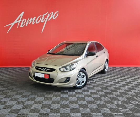 Hyundai Solaris I с пробегом 2011 года, цена 650 000 рублей, 174358 км, седан, Автокод Объявления